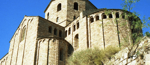 La ruta románica de Cataluña-iglesia de Sant Vicenç en Cardona Intripid